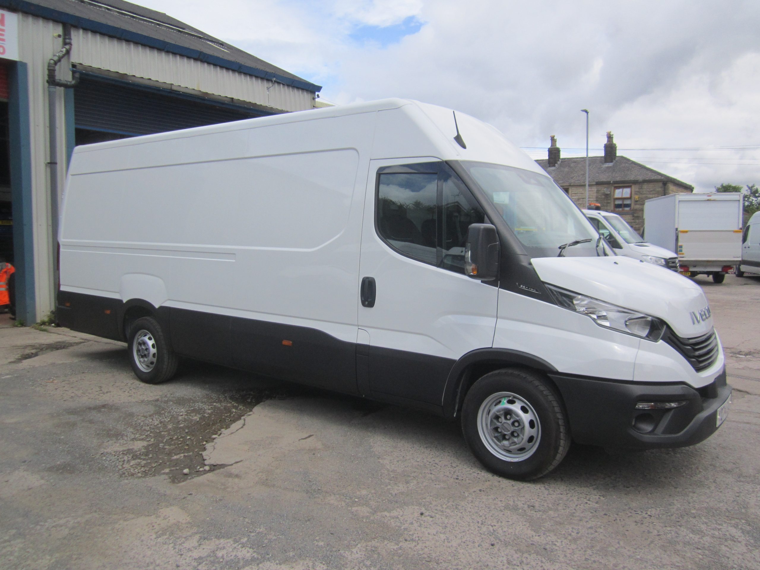 IVECO DAILY 35S 140 4100 EXTRA LWB